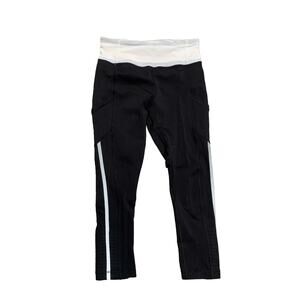 Lululemon Run Back On Track Crop Size 6 Deep Coal Silver Spoon White Bold Stripe